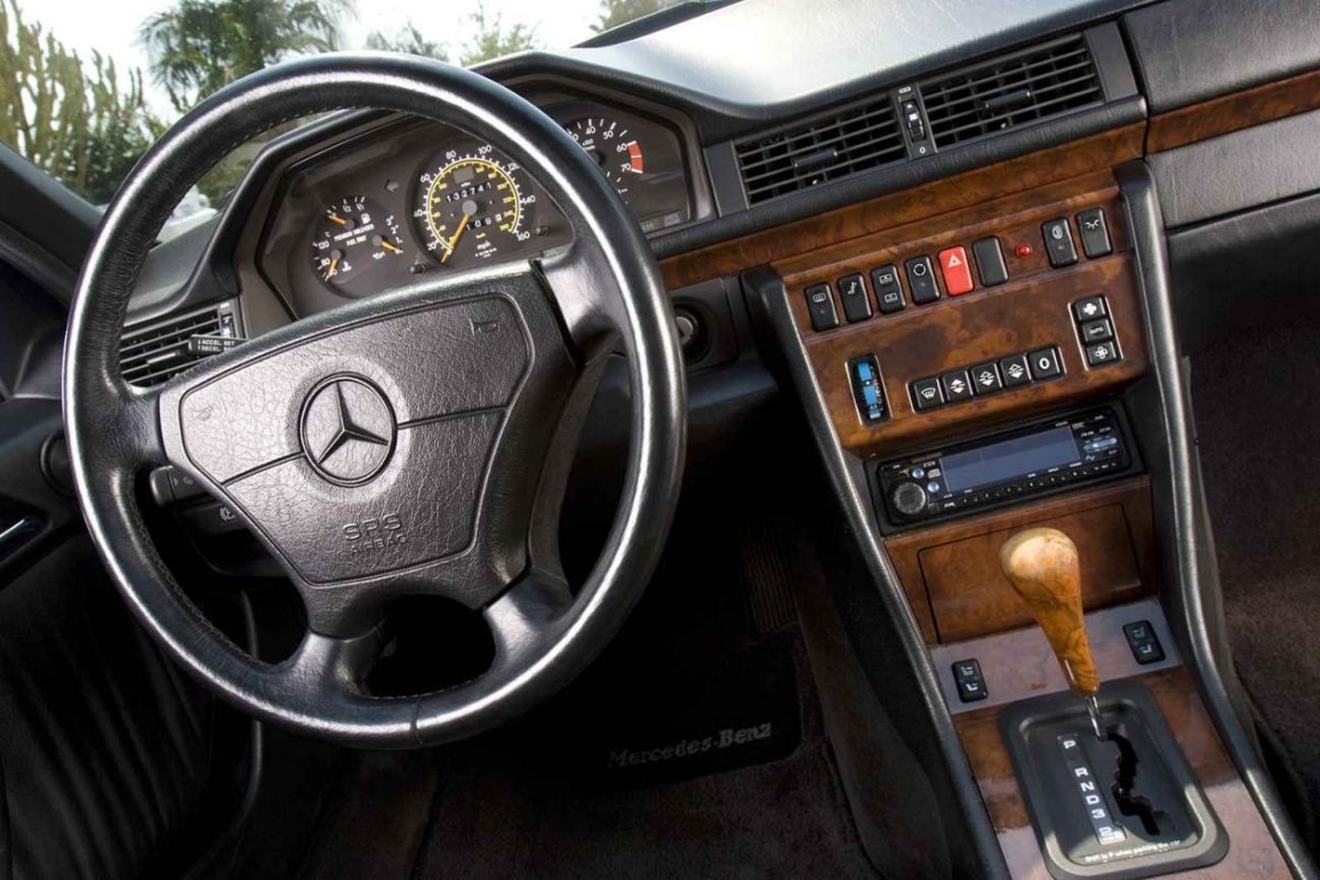Mercedes w124 e500 салон