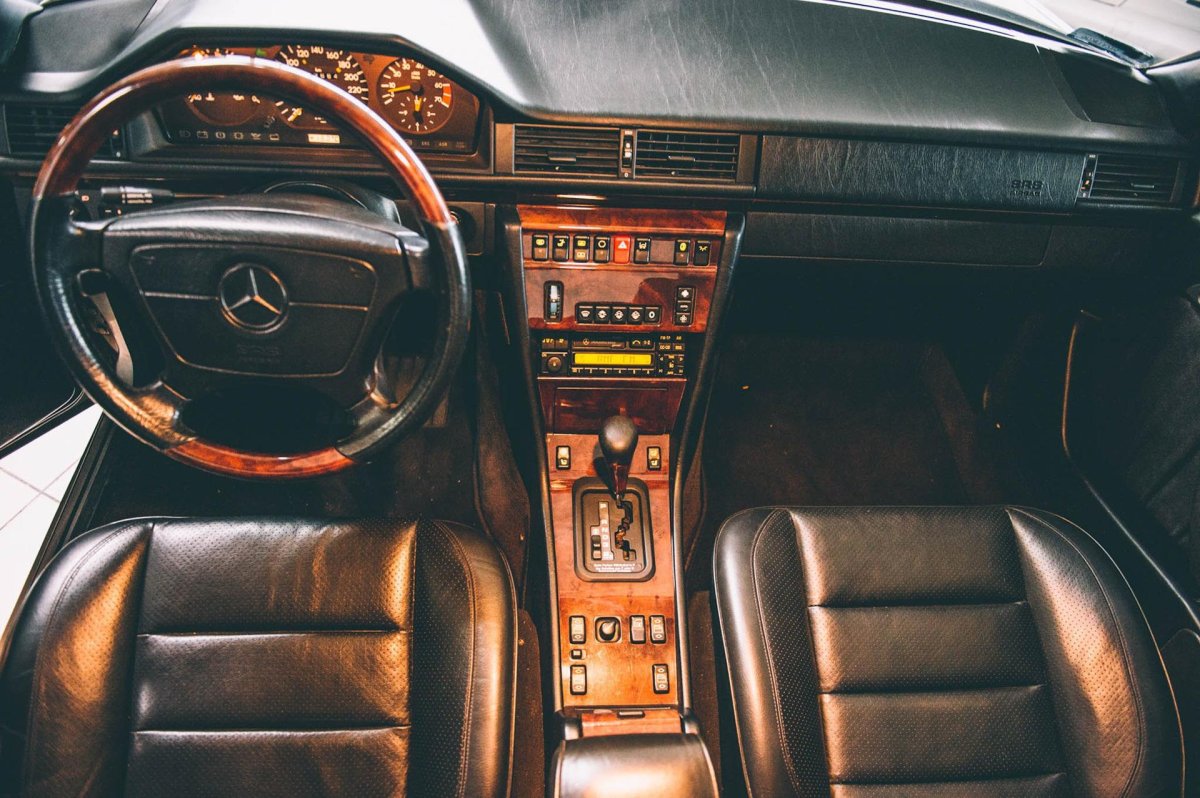 Mercedes w124 салон