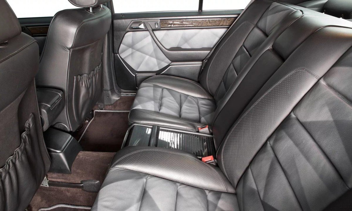Mercedes 124 e500 салон