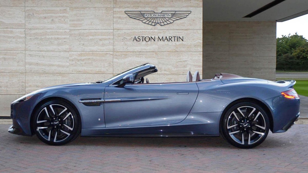 Aston Martin Vanquish volante