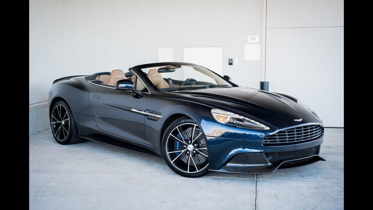 Астон Мартин Вэнкуиш 2019