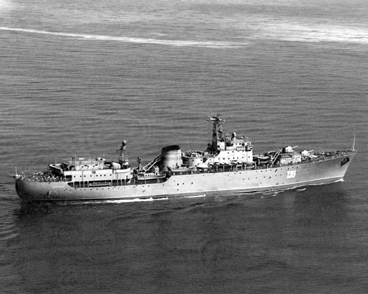 Учебный корабль Бородино Тихоокеанский флот