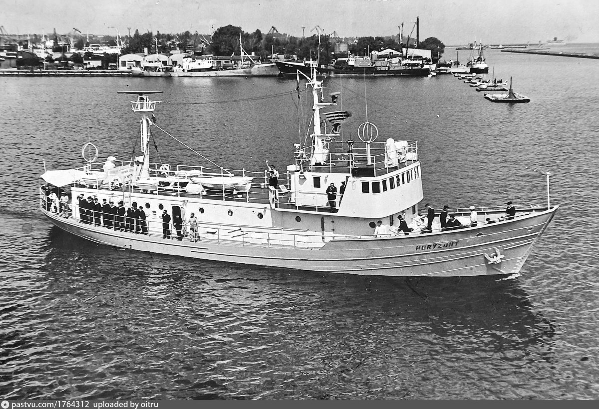 Учебное судно Березань