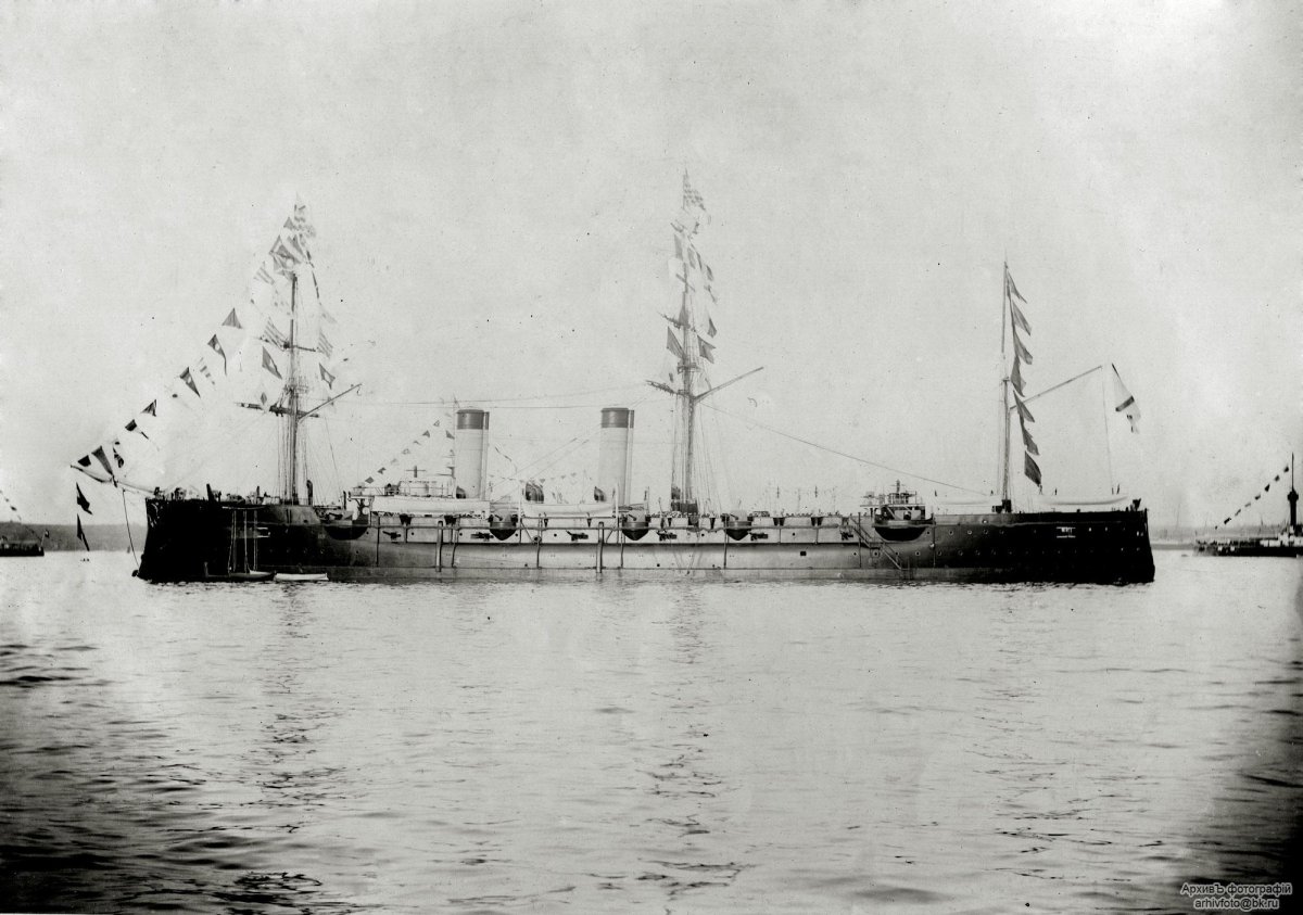 Броненосный крейсер Рюрик 1892