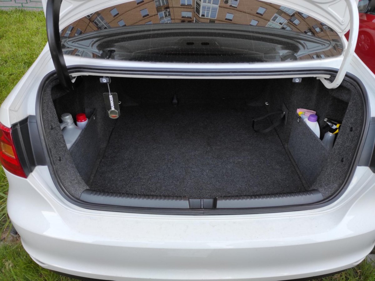 Багажник Джетта 6