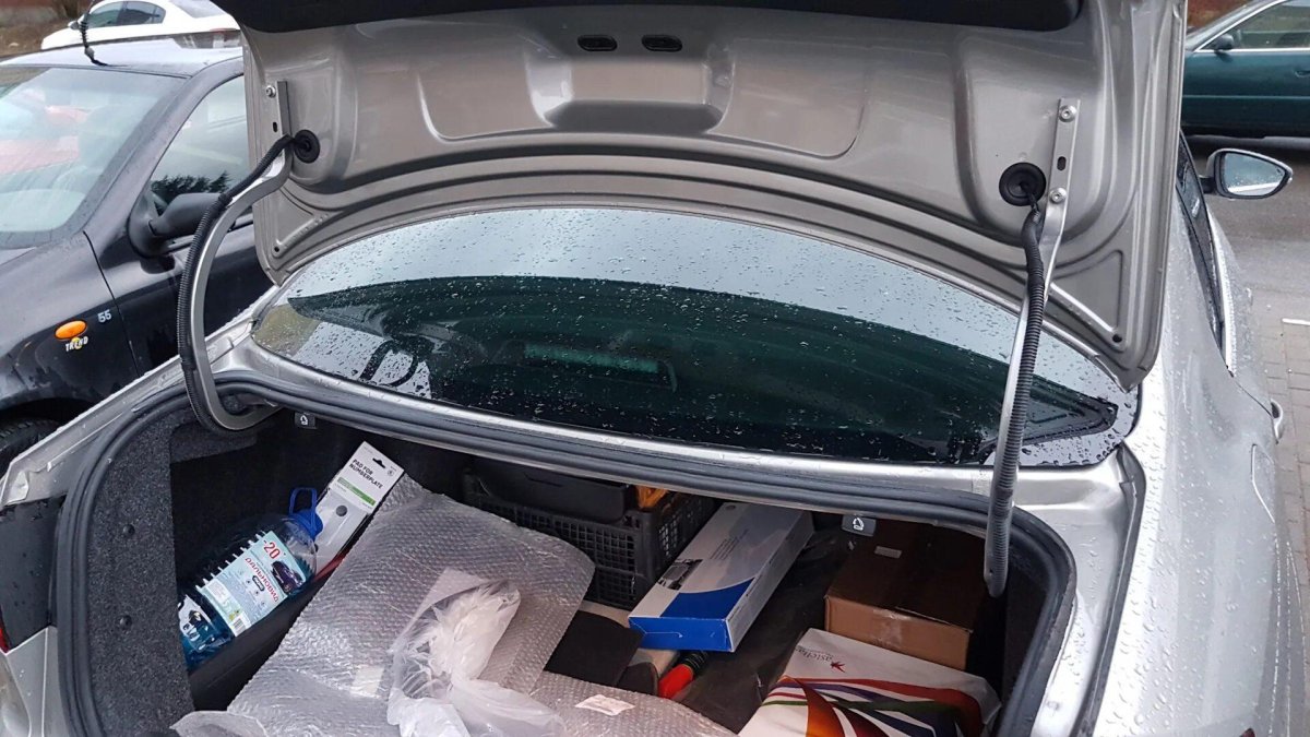 Jetta 6 багажник