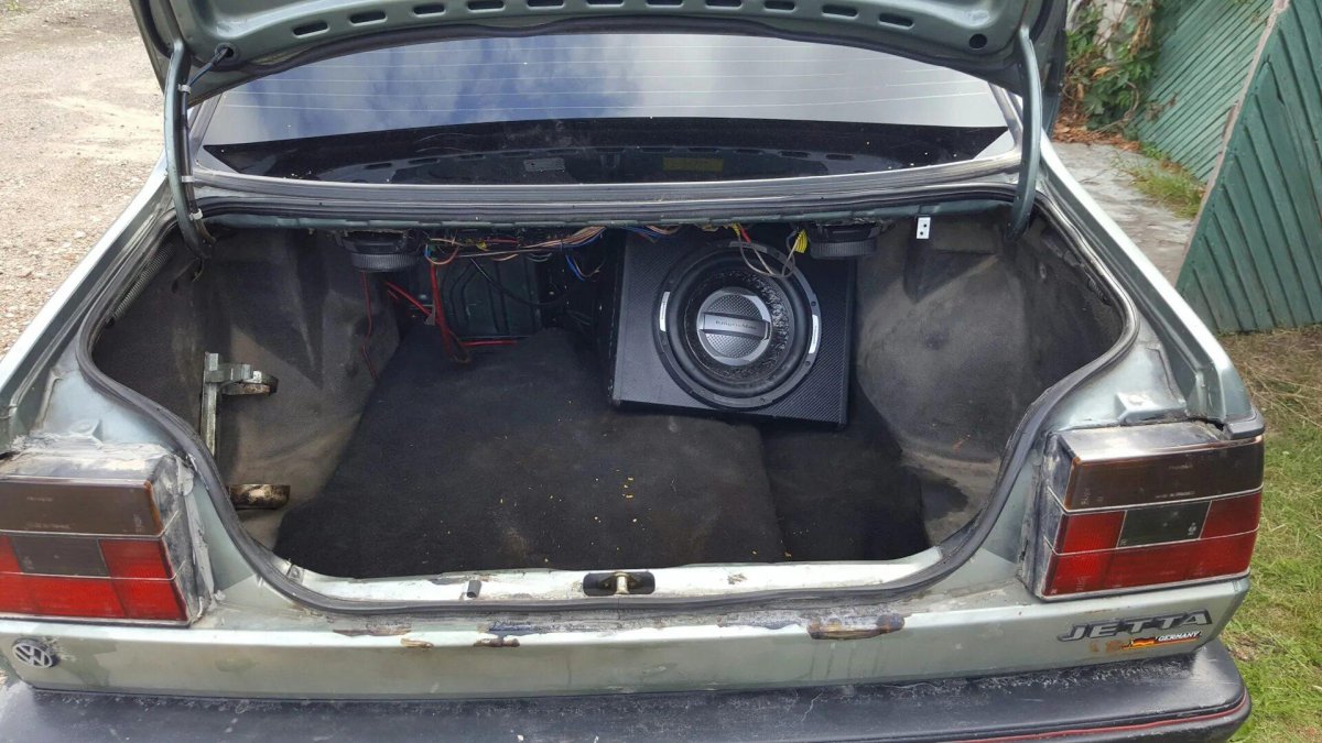 Багажник Джетта 2
