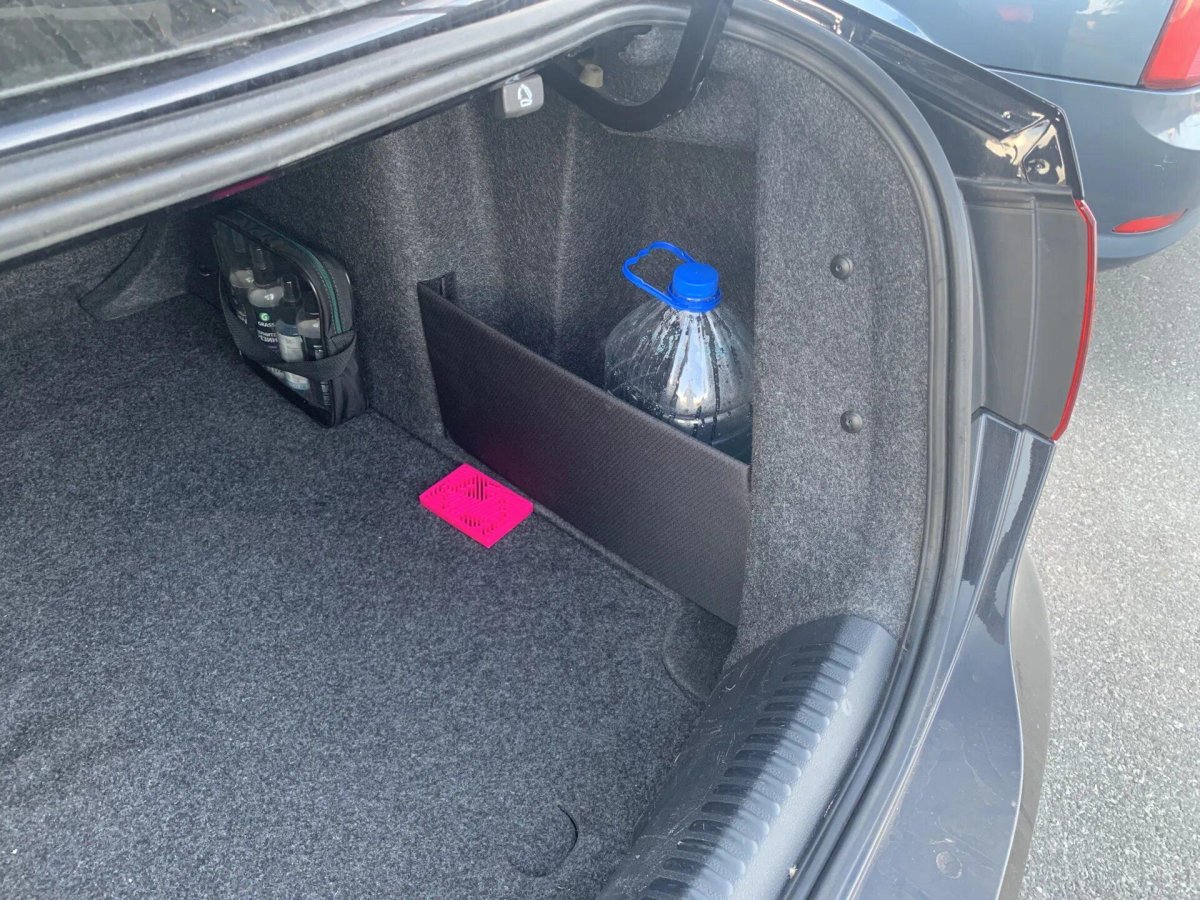 Органайзер в багажник Volkswagen Golf 6