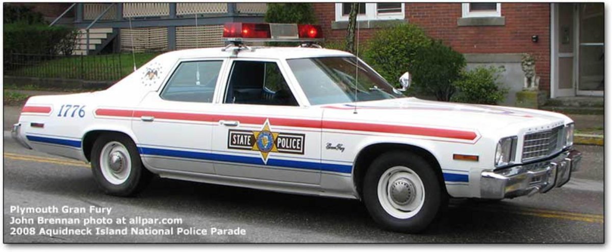 Plymouth 1970 Police