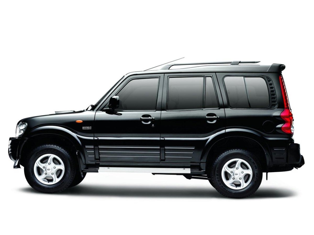 Внедорожник Mahindra Scorpio 2002