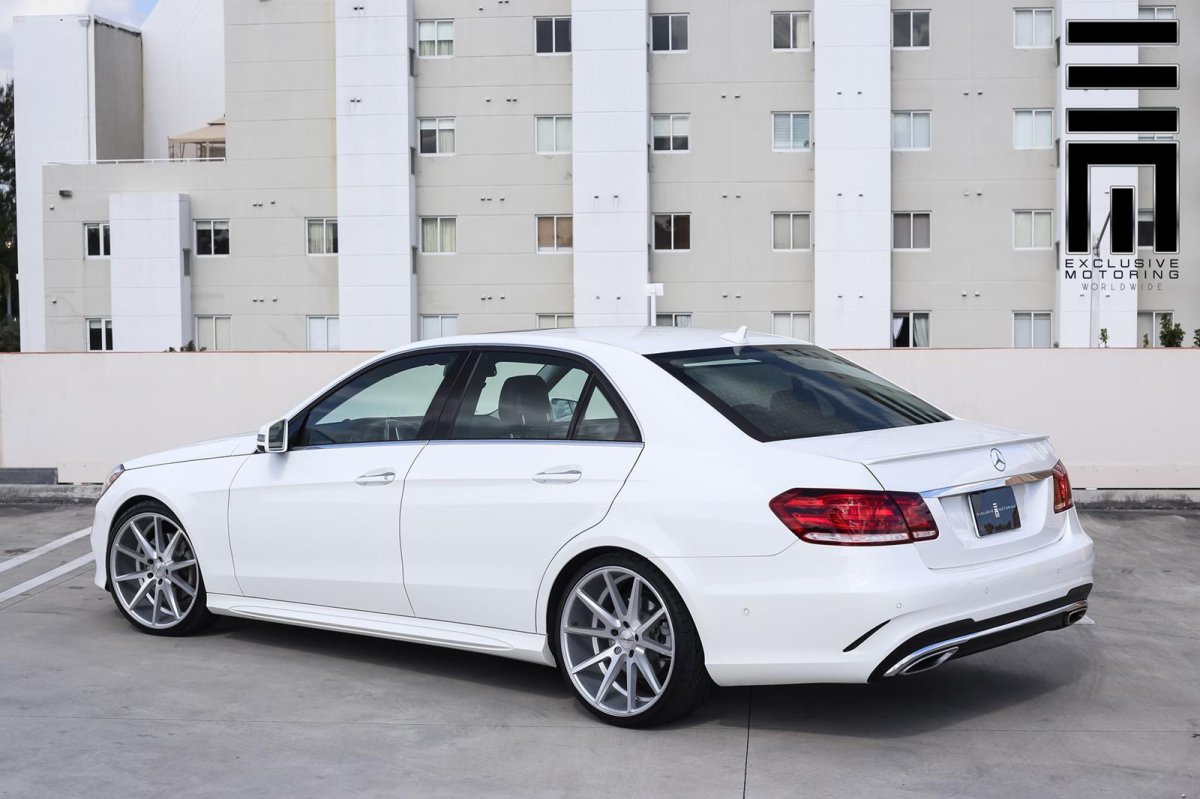 Mercedes Benz w212 r20