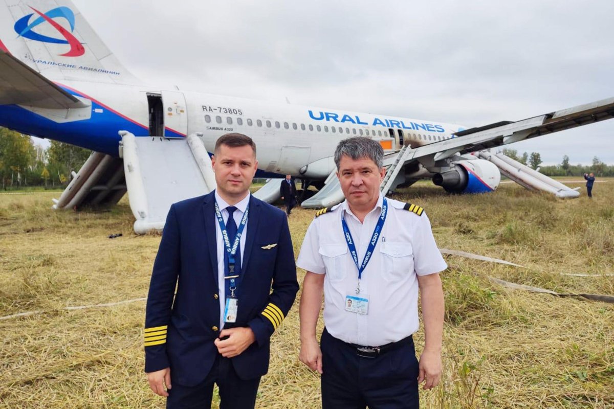 Сергей Белов пилот уральских авиалиний