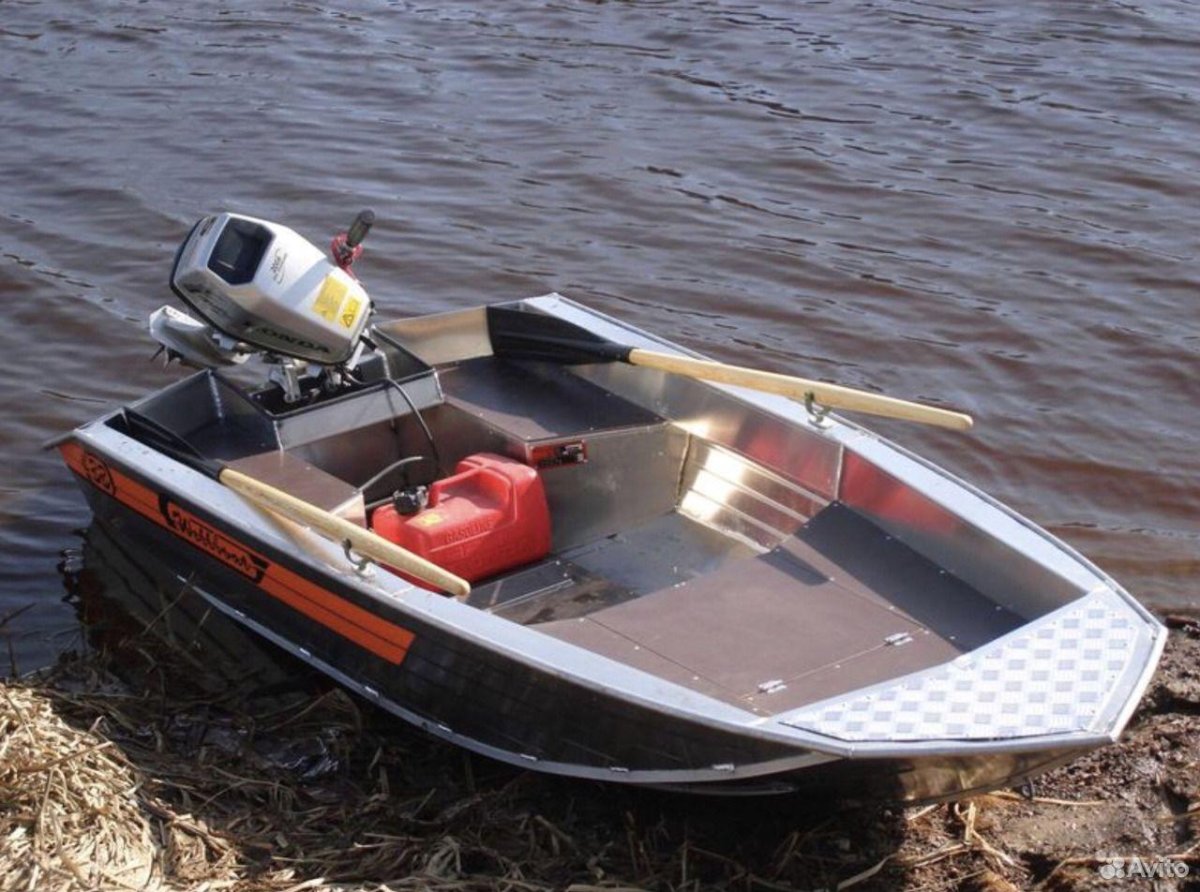 Алюминиевая лодка Вельбот 33