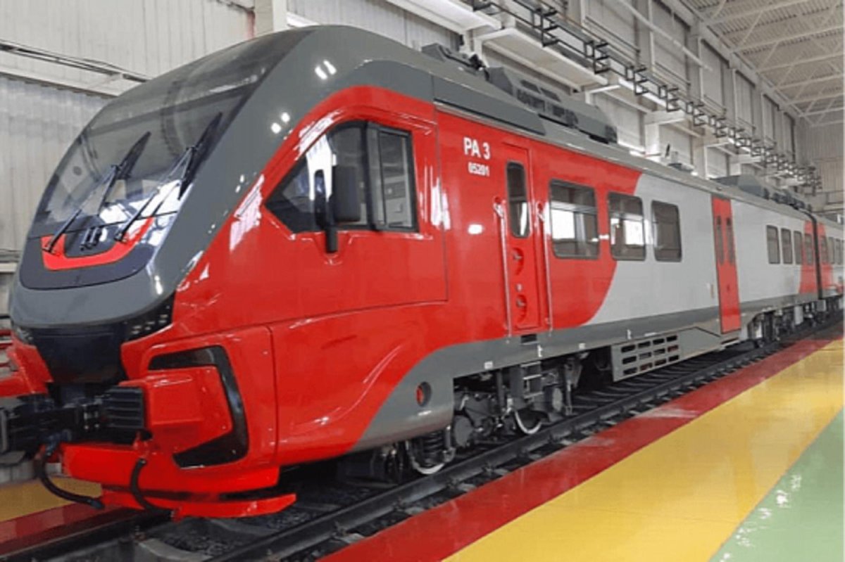 Пригородный поезд Орлан