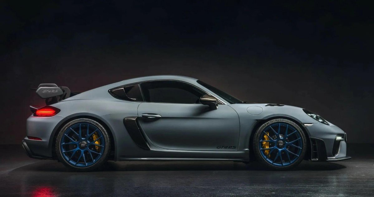 Porsche 718 Cayman gt4 RS