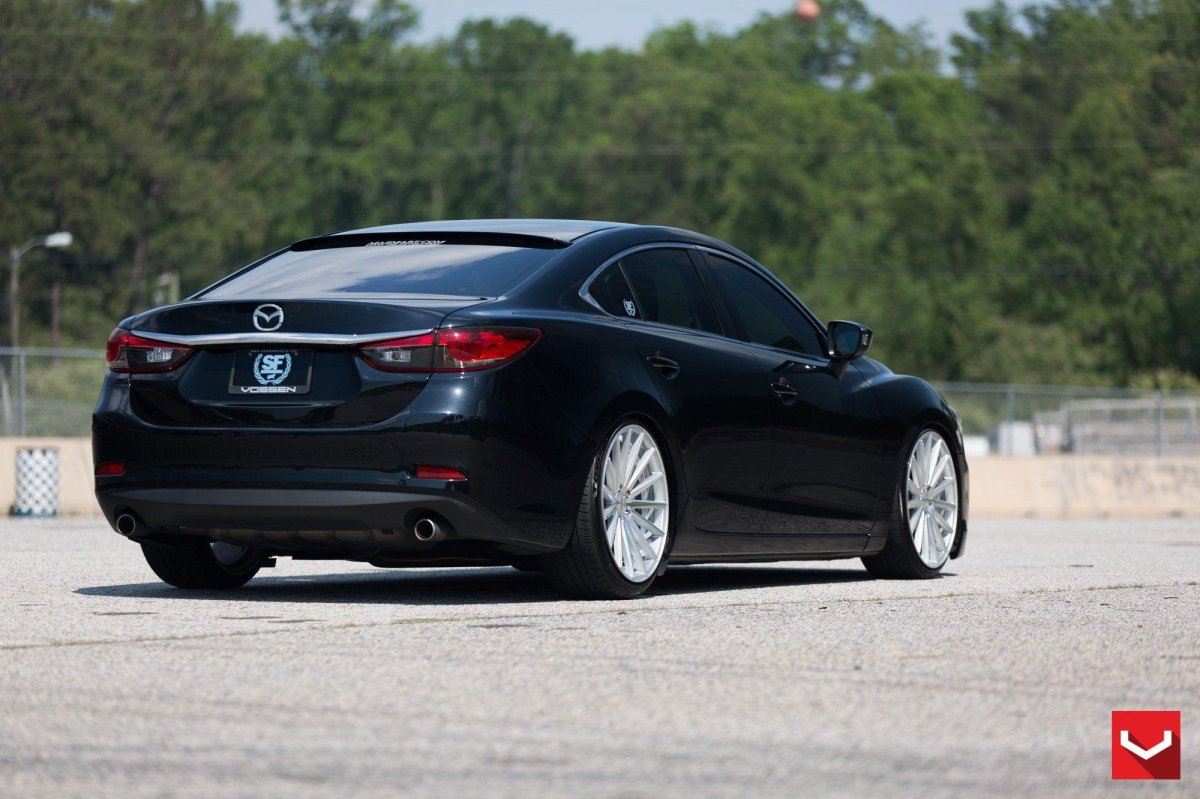 Mazda 6 черная