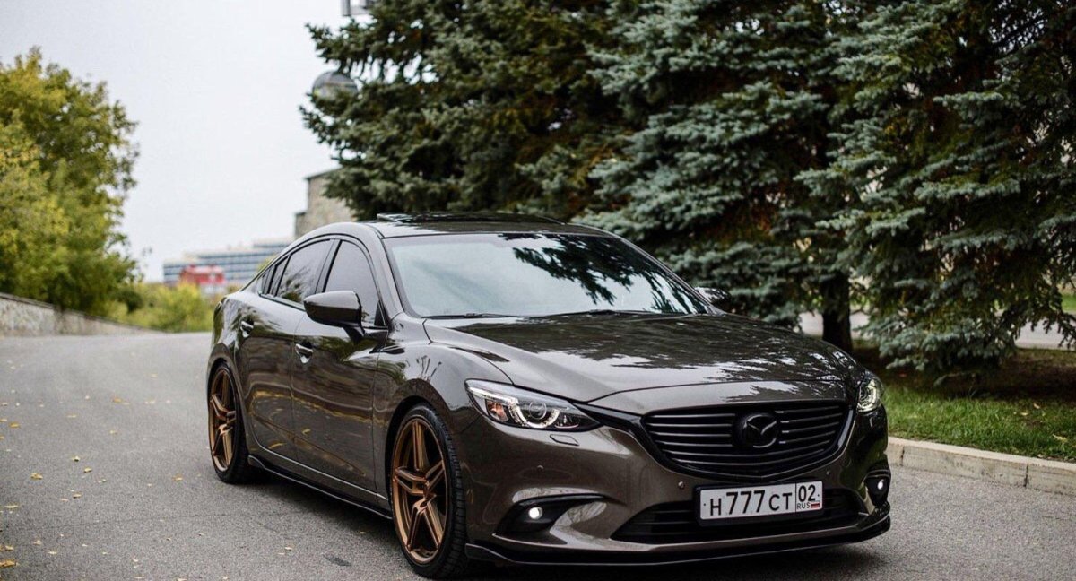 Mazda 6 Black Edition