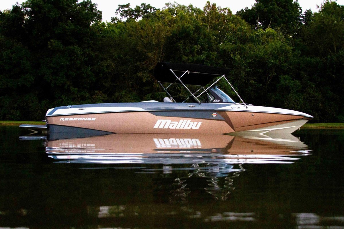 Катер Malibu