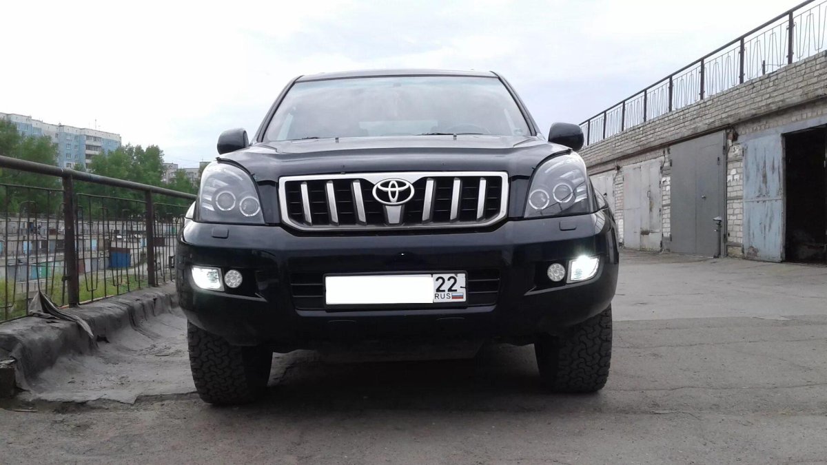 Противотуманные фары Toyota Land Cruiser Prado 120