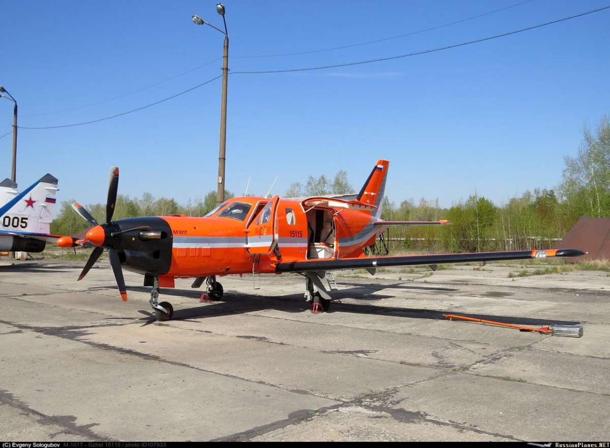 Мясищев м-101т Гжель / Сокол