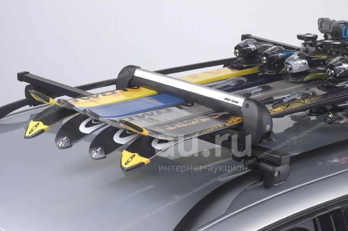 Как поместить лыжи в машину