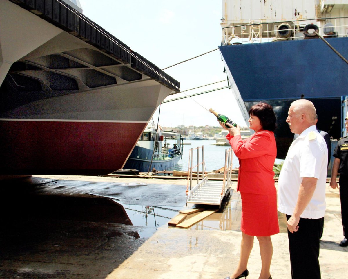 Ритуал спуска корабля на воду