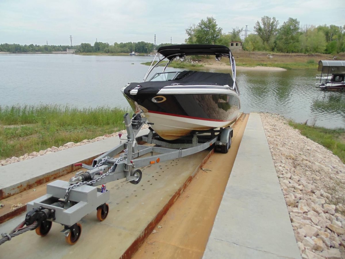 Эллинг для катера