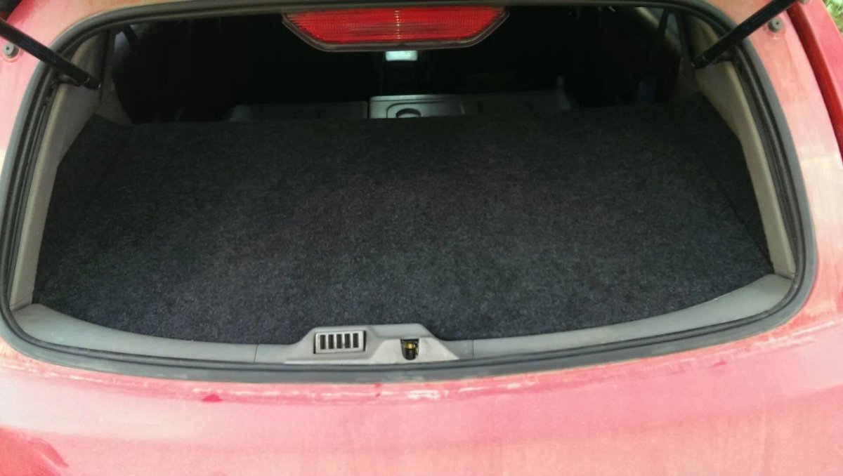 Pontiac Vibe багажник