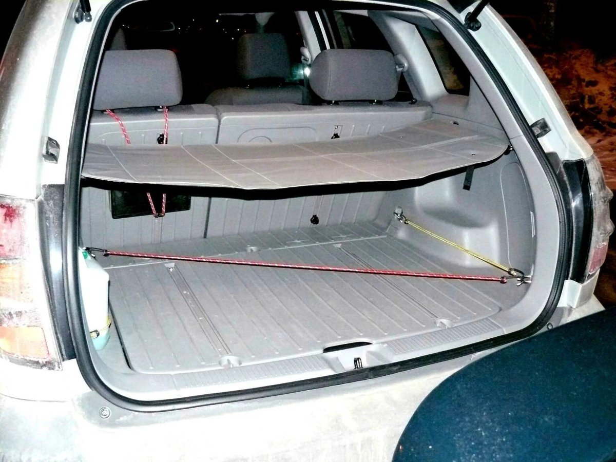 Полка в багажник Понтиак Вайб