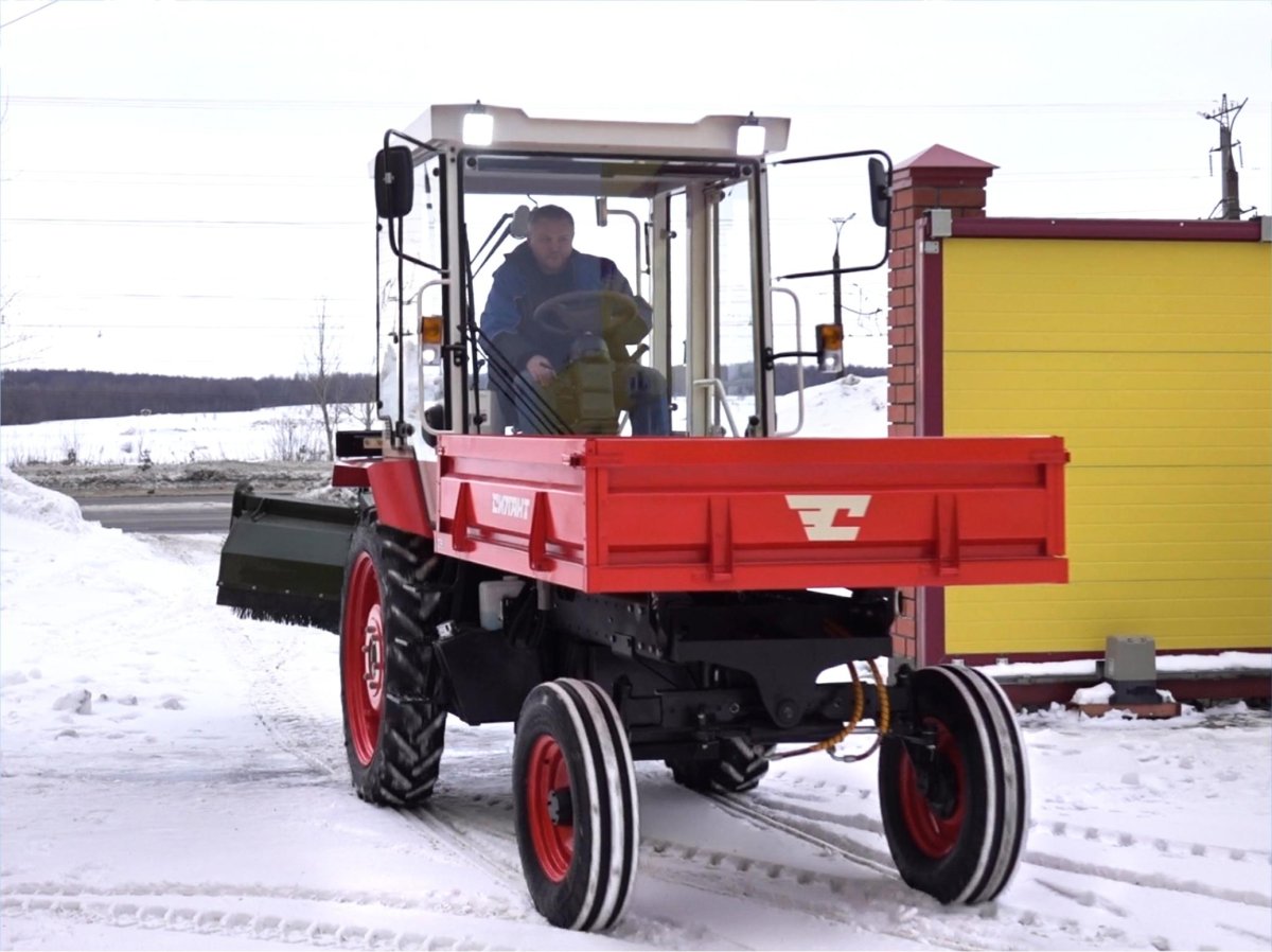 Коммунальный погрузчик