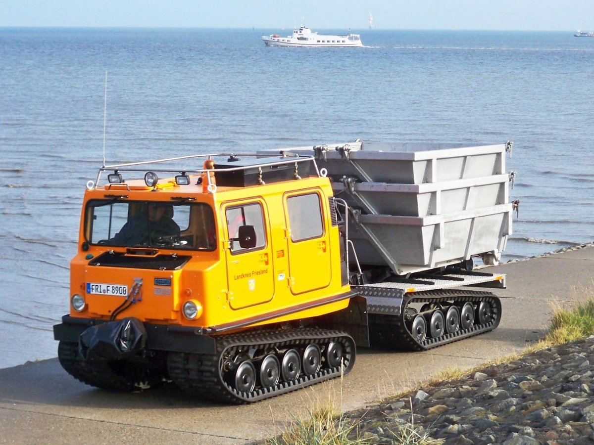 Hagglunds BV-206 кабина