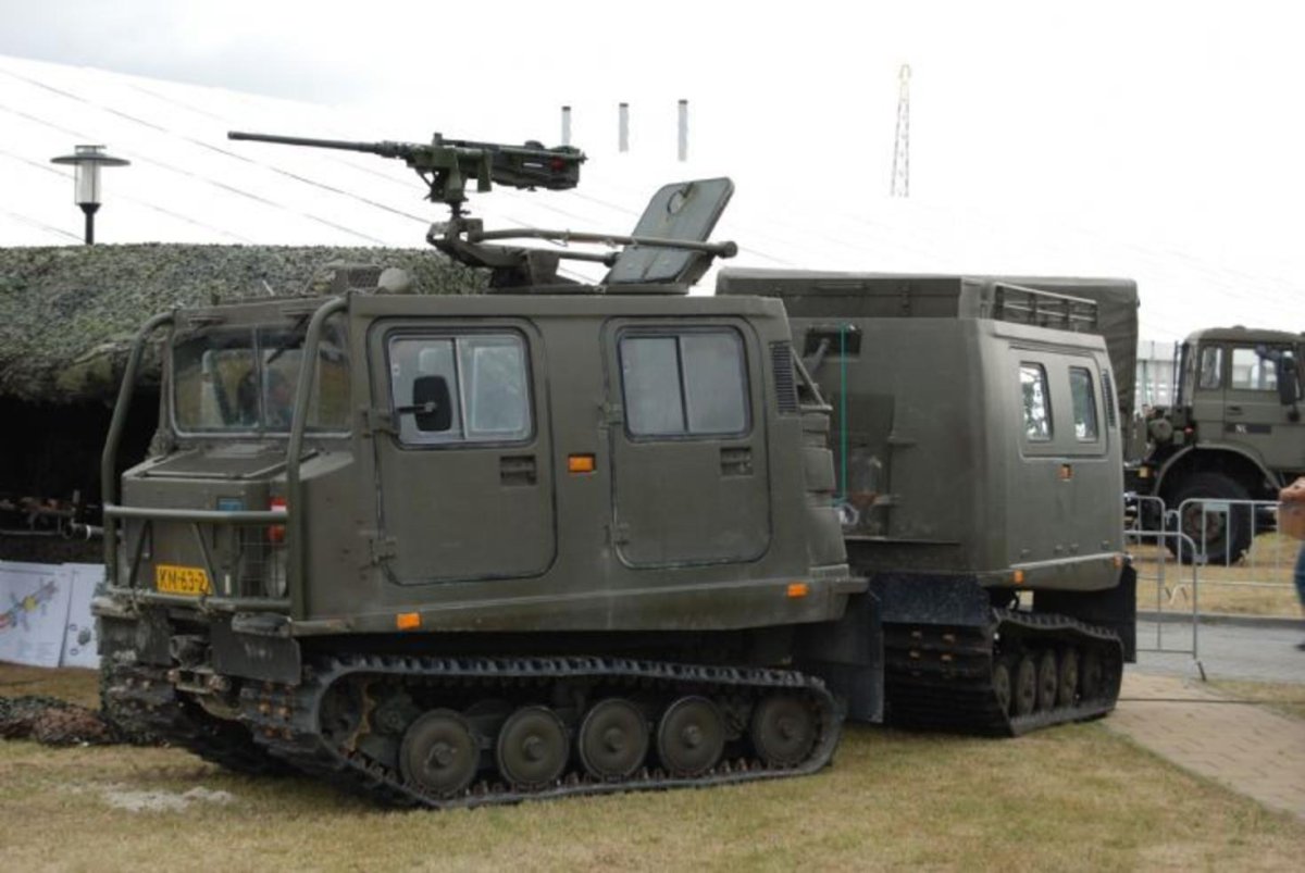 Hagglunds bv206