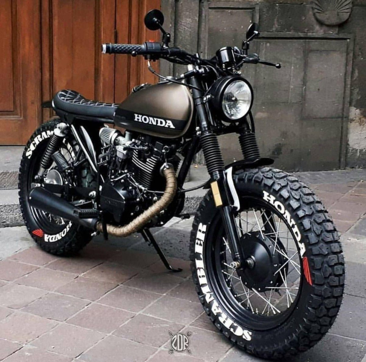 Honda Scrambler 250