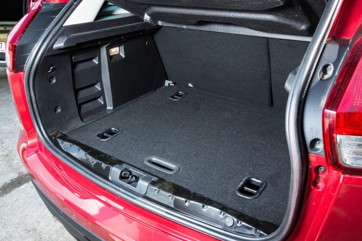 Лада XRAY багажник