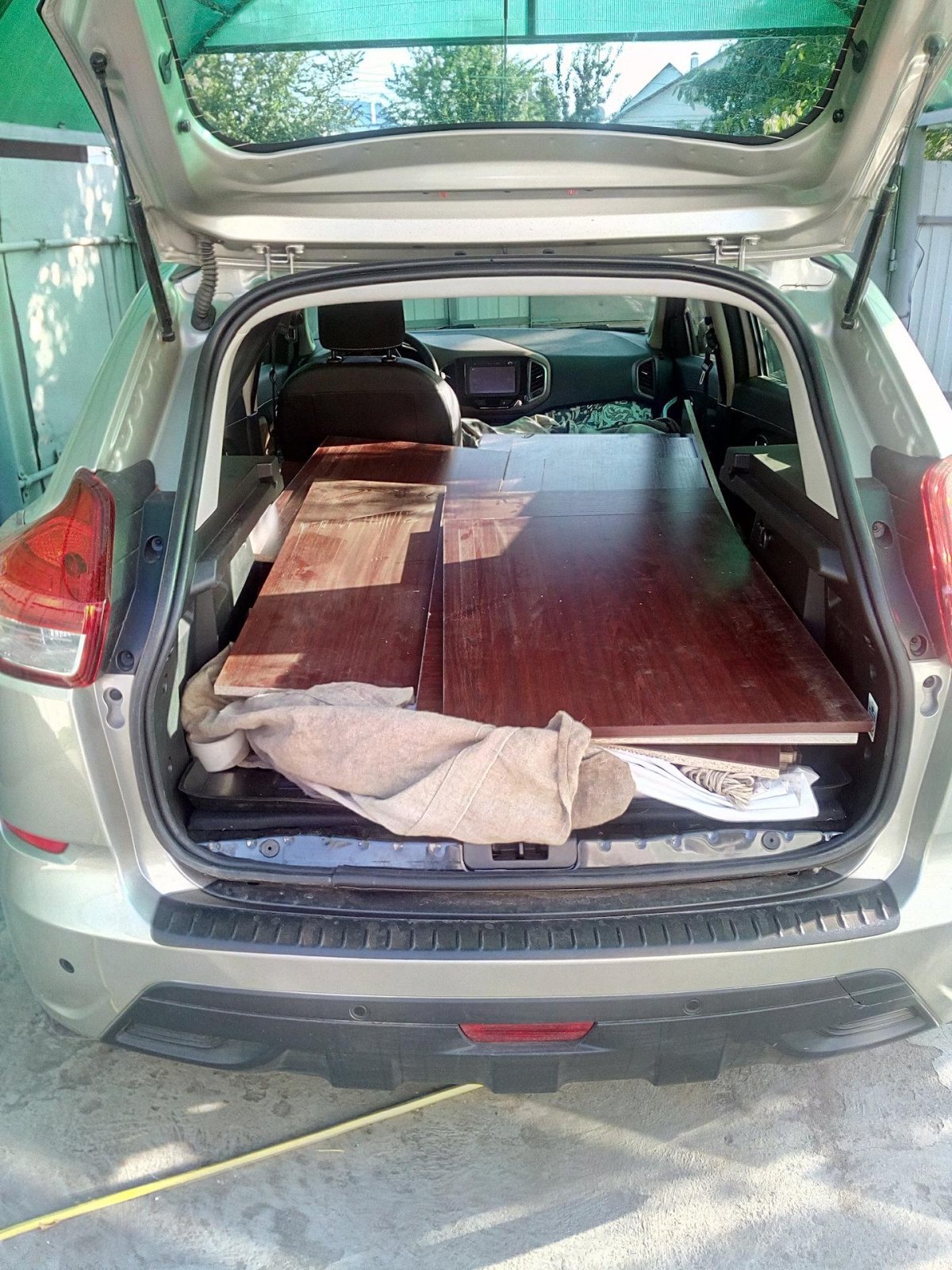 Габариты багажника Лада х Рей