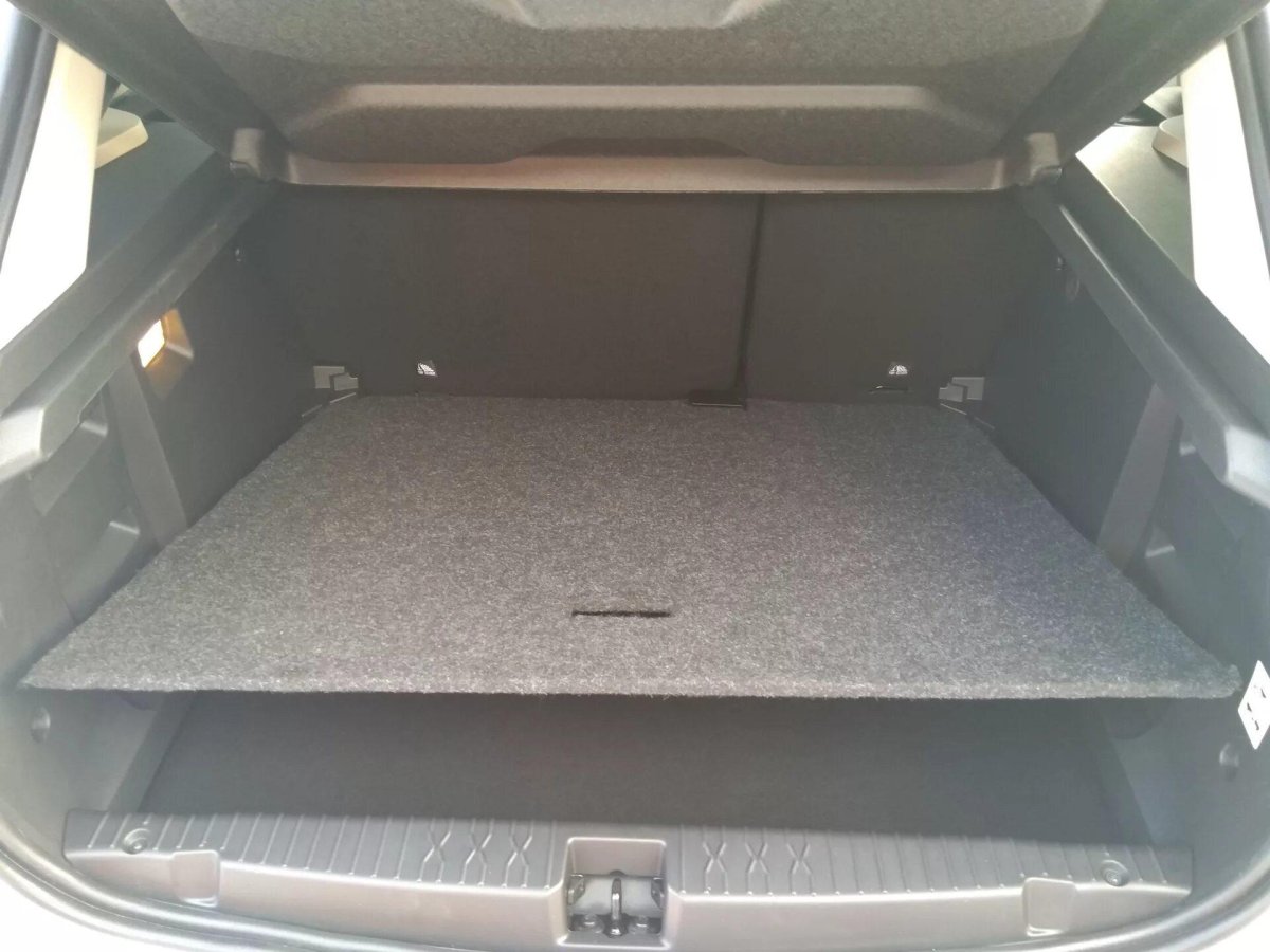 Фальшпол Лада Икс Рей