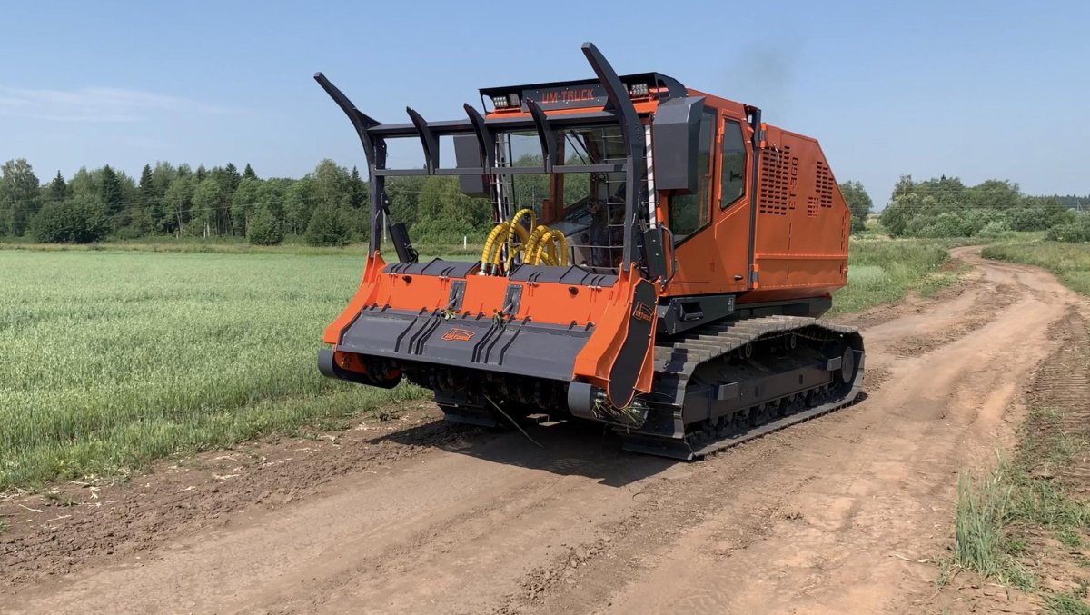 Самоходная машина мульчер