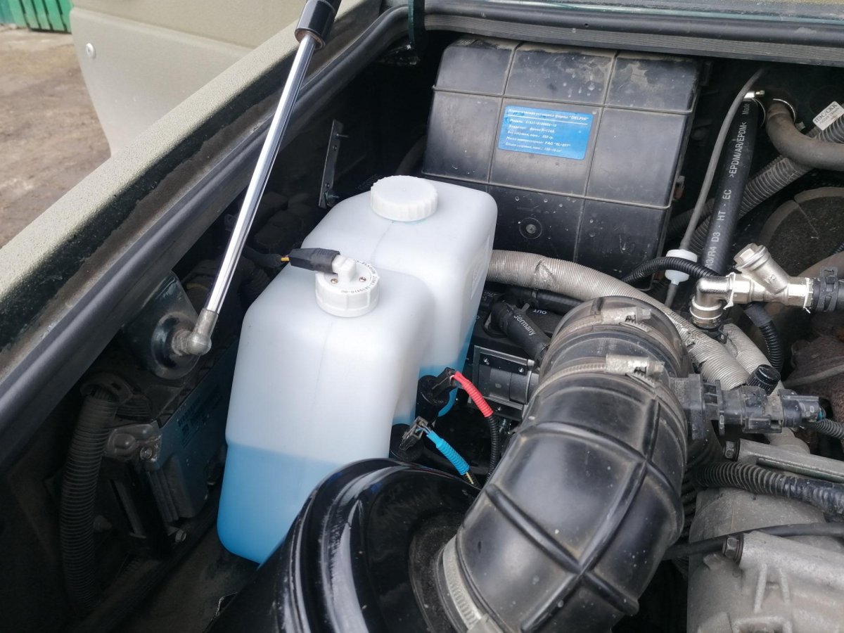 Бачок омывателя УАЗ Патриот 2016 года