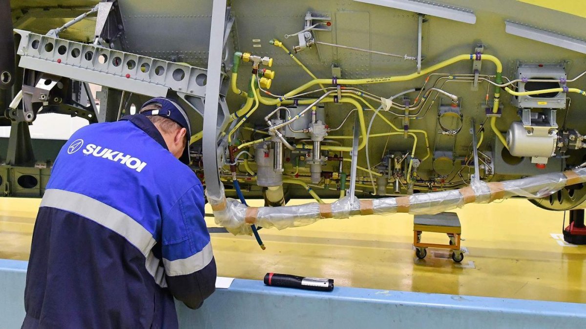 Гидравлическая система ssj100