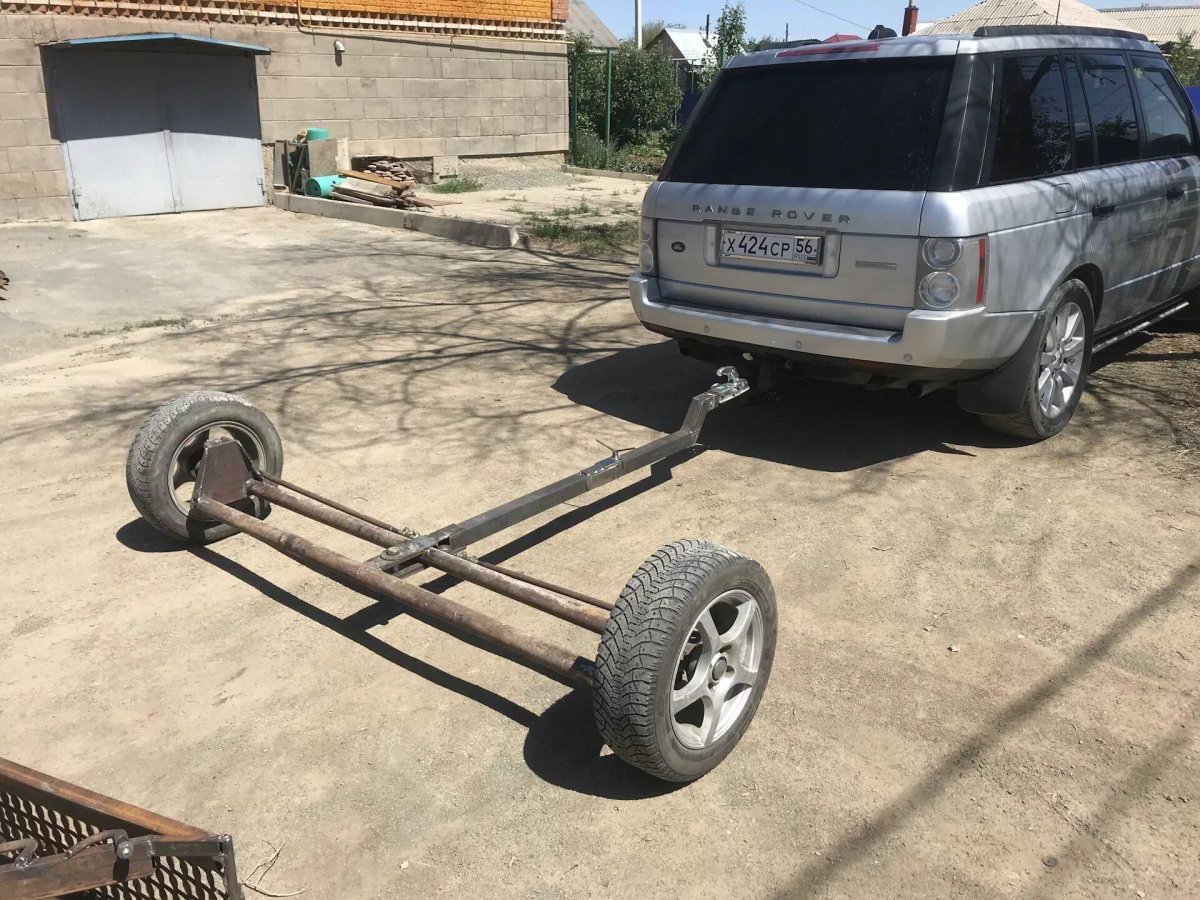 Подкатной прицеп для буксировки