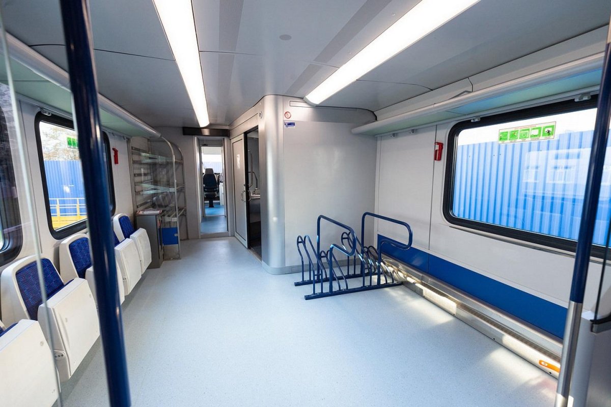 Иволга электропоезд интерьер