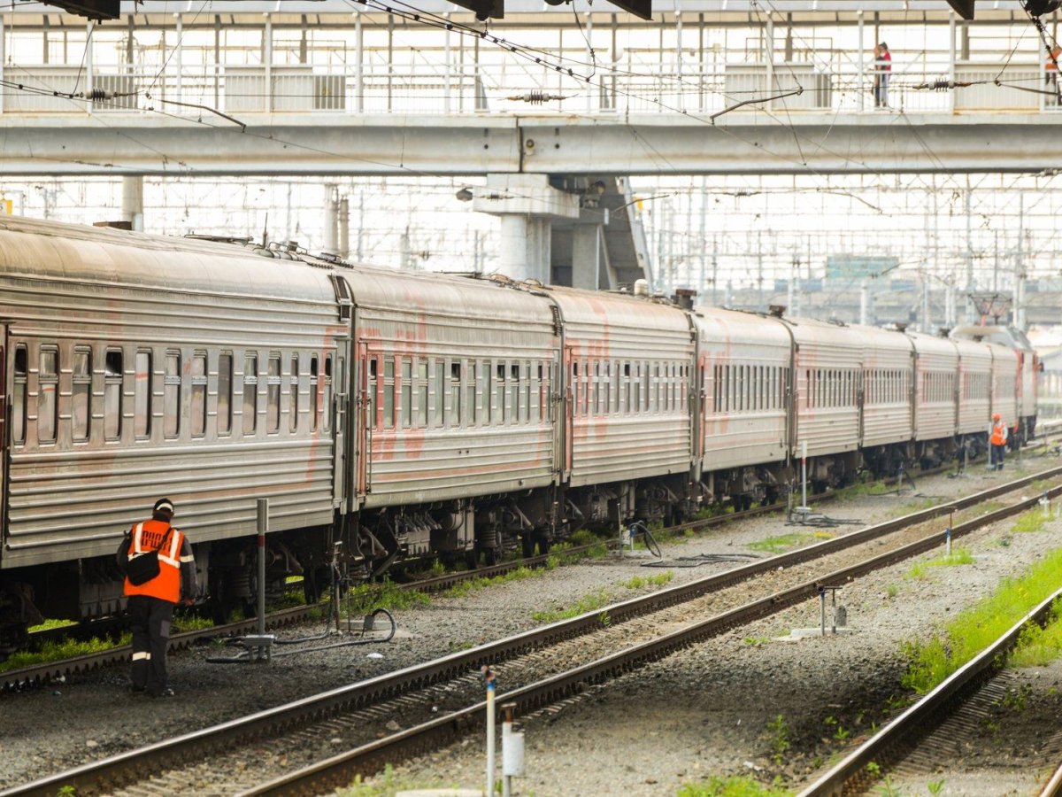 Поезд на вокзале