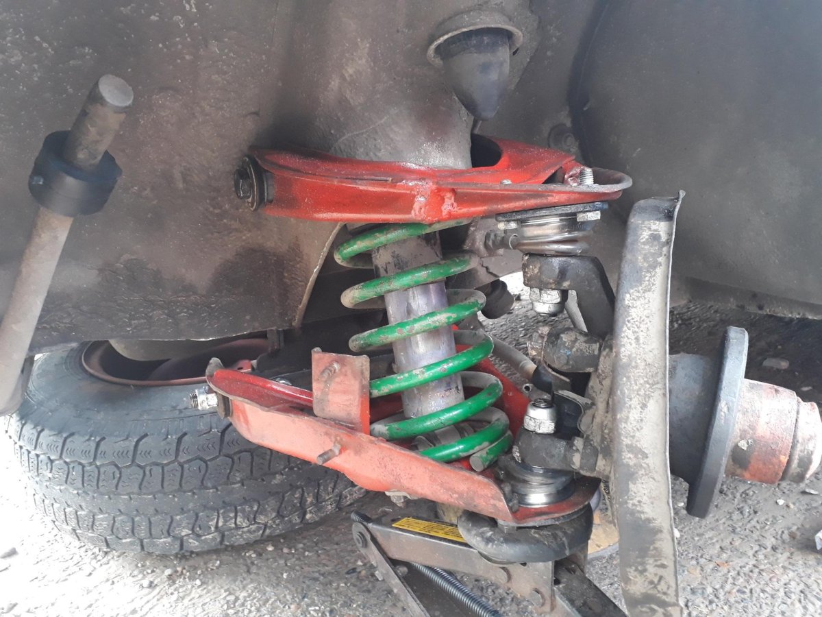 Передняя подвеска ВАЗ 2105