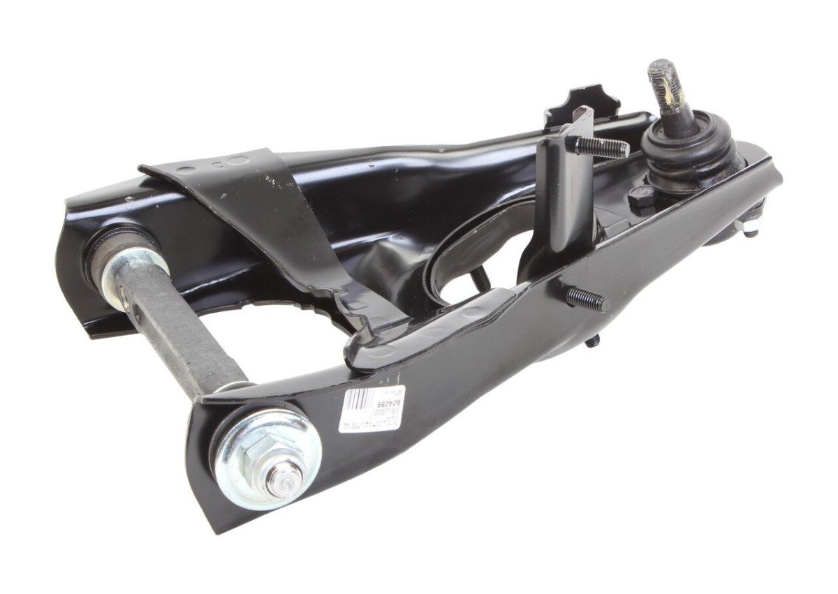 Рычаг Нижний левый ВАЗ 2107