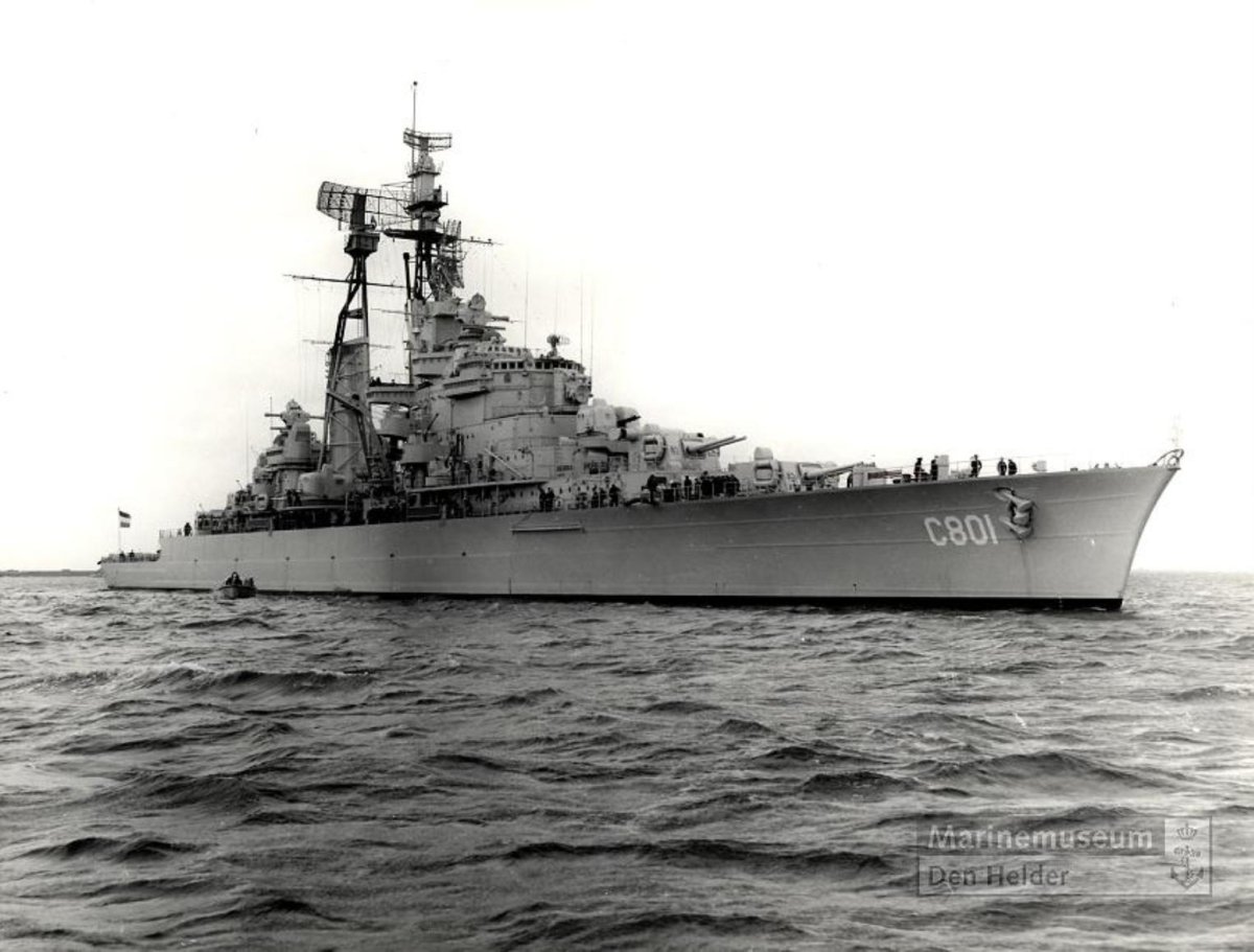 Крейсер "де Зевен Провинсен"