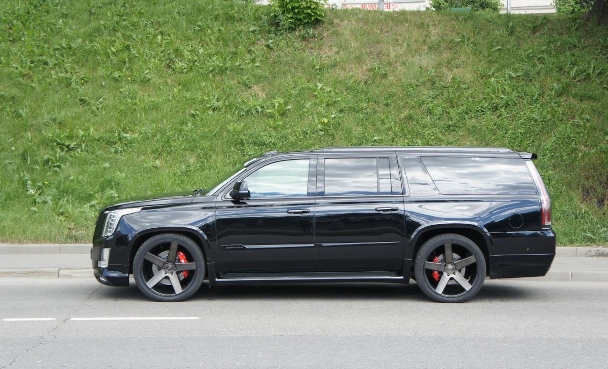 Обвес для Cadillac Escalade 2016