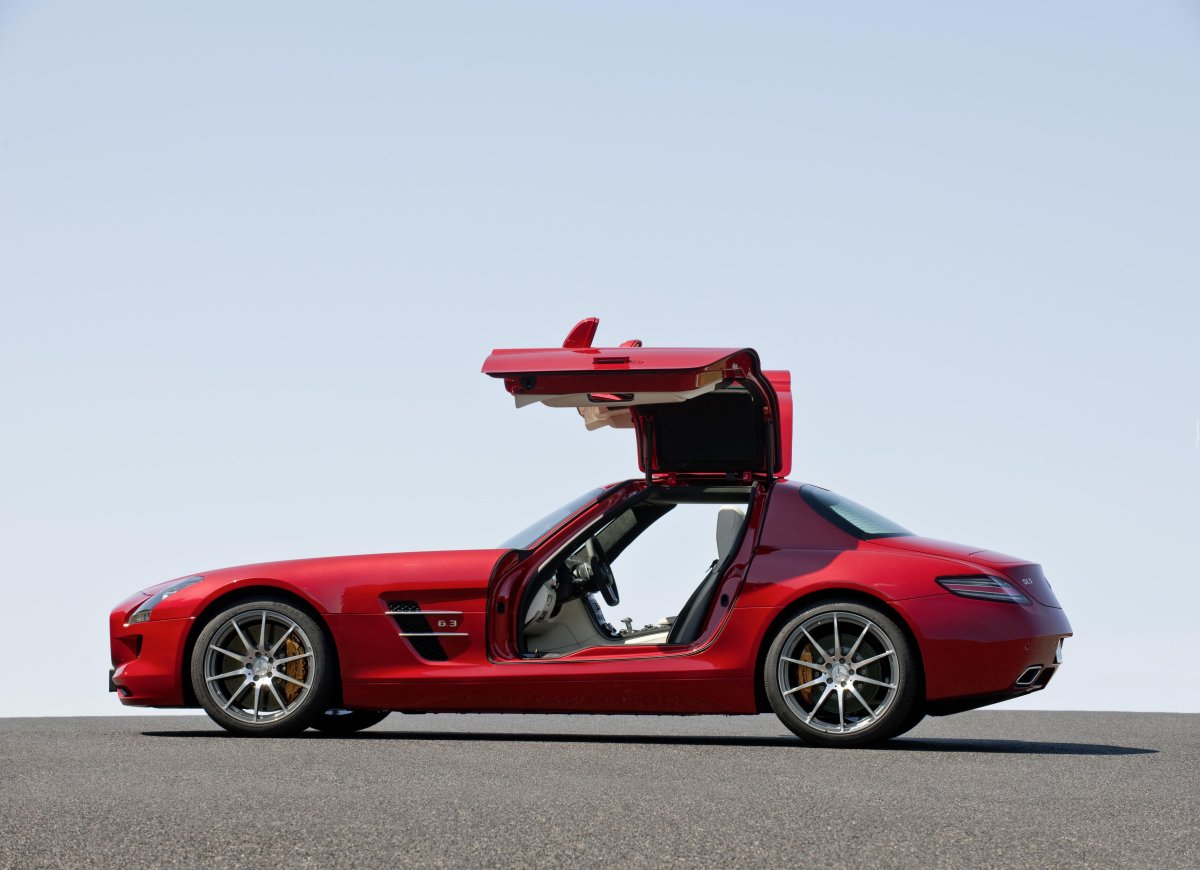 Mercedes-Benz SLS AMG Coupe