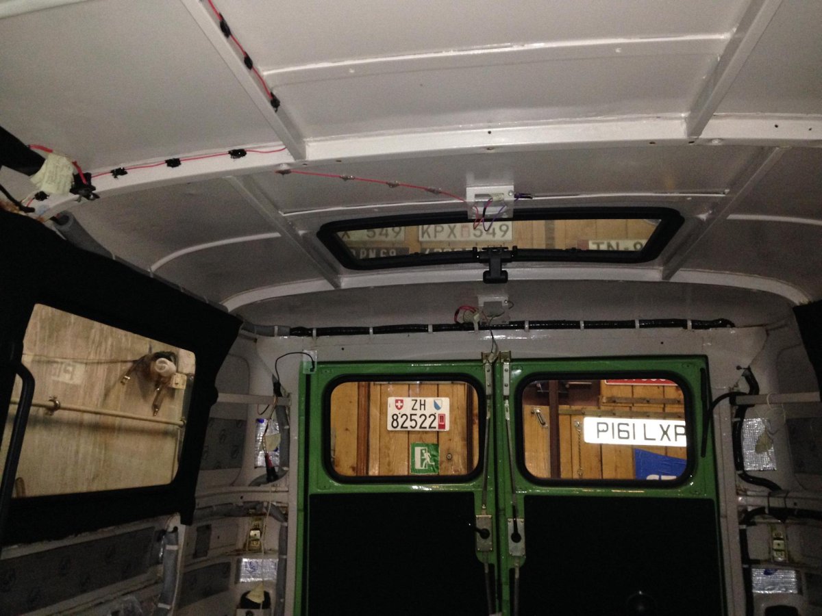 Люк крыши УАЗ 452