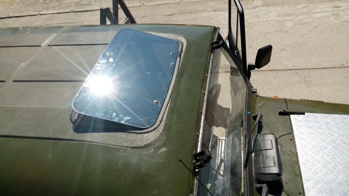 Люк на УАЗ 469