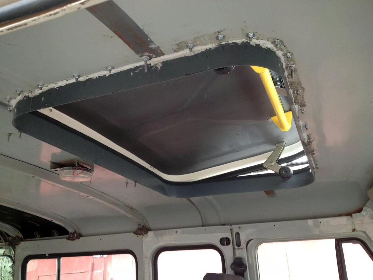 Люк от ПАЗИКА на УАЗ Патриот